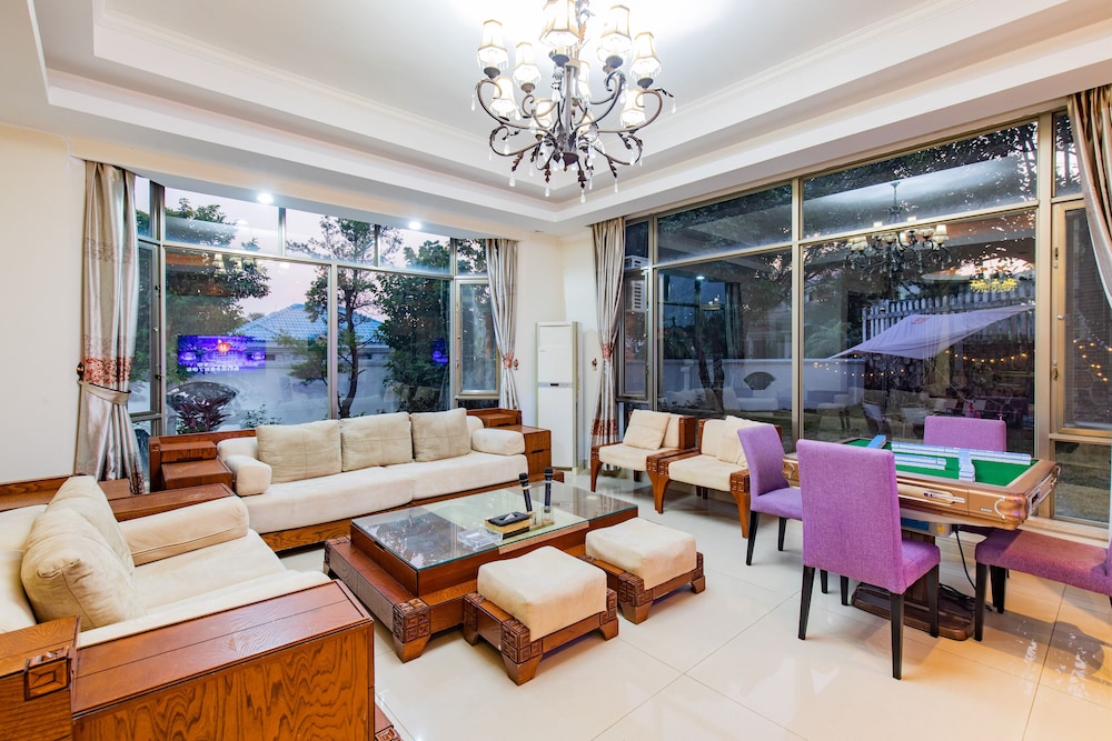 Milake Holiday Villa