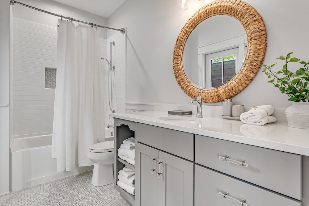 Magnolia Cottages by the Sea by Panhandle Getaways