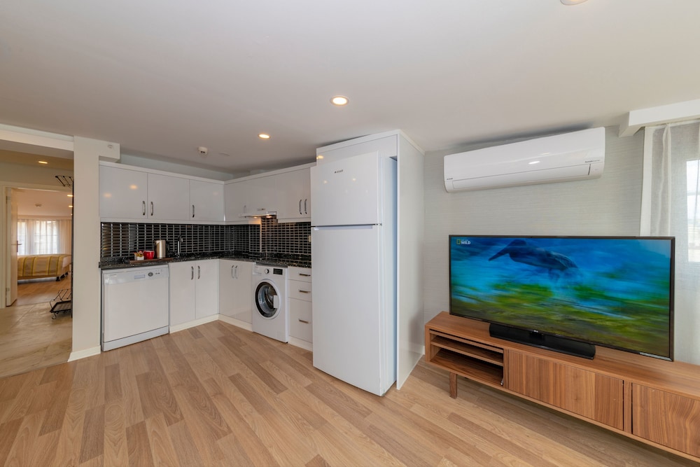 Feri Suites - Image 26