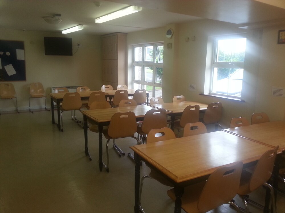 Courtbrack Accommodation - Hostel