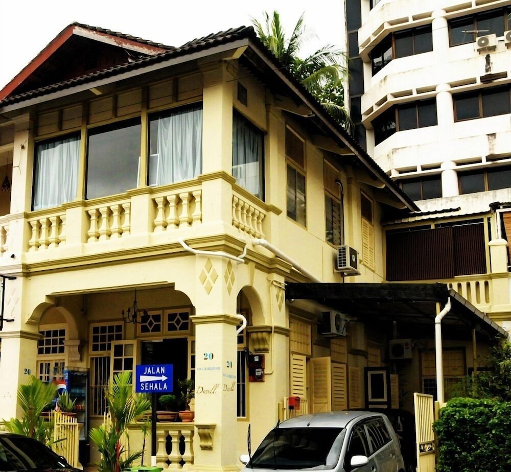 PalanquInn Heritage Suites