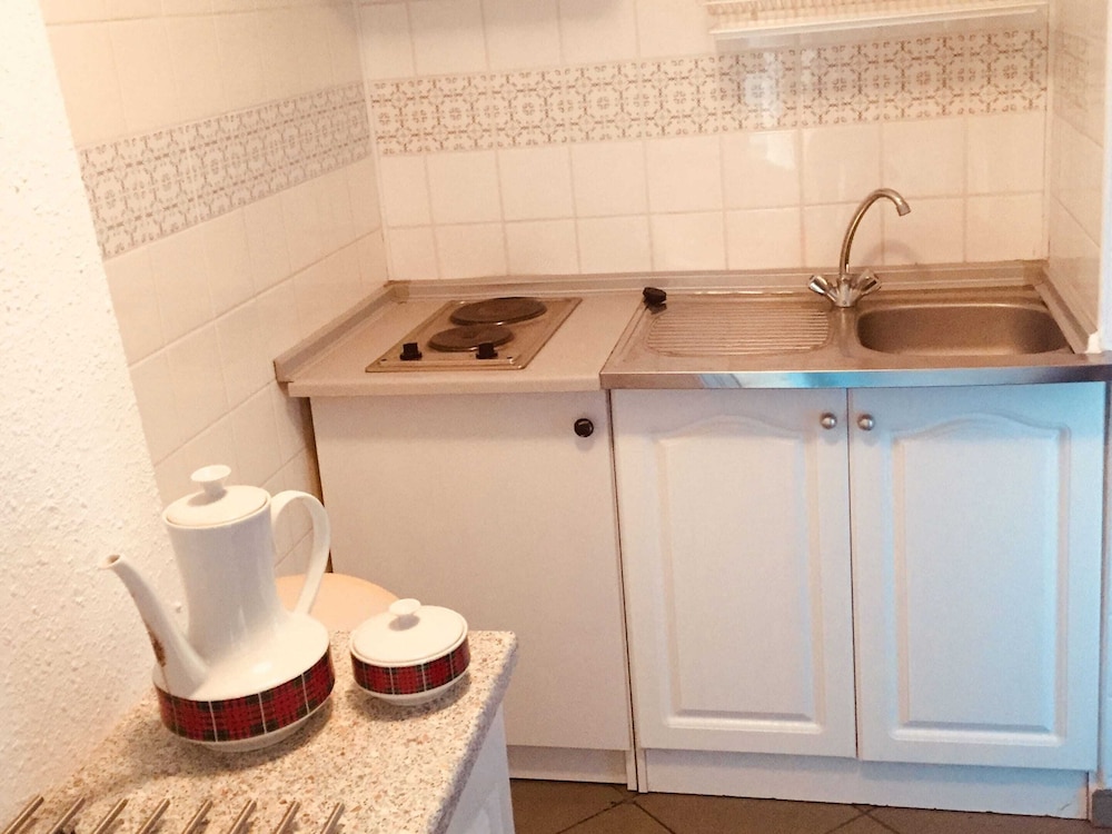 Apartment in a Stylish House in the Countryside Near the Sea view 3