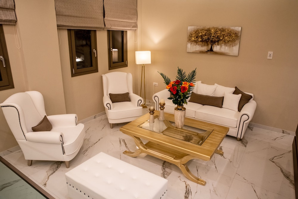 Lagaria Apartments