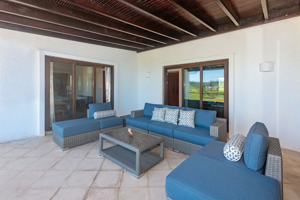 Pristine Bay 1005- Villa Loce 4 Bedroom Home