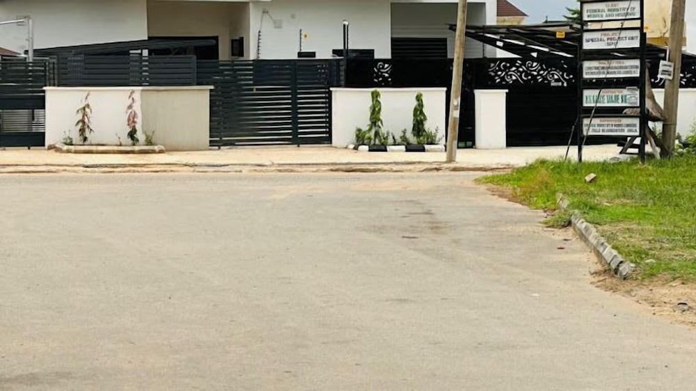 Zizi Luxury Homes and Apartment