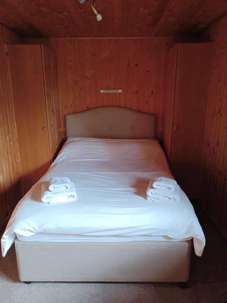 Green View Lodges