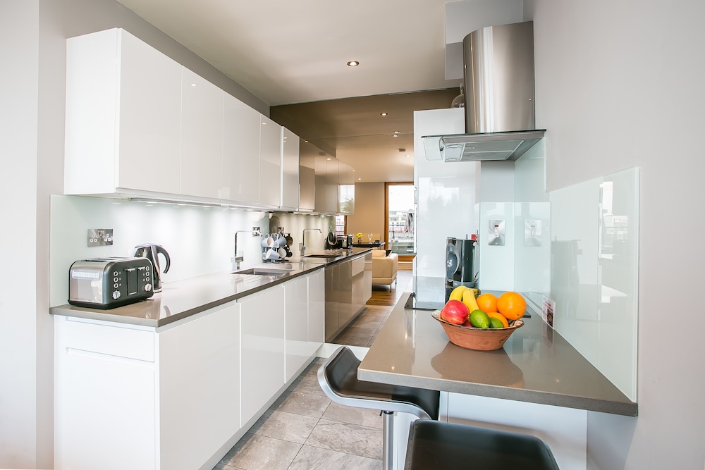 Grand Canal Square Apartments