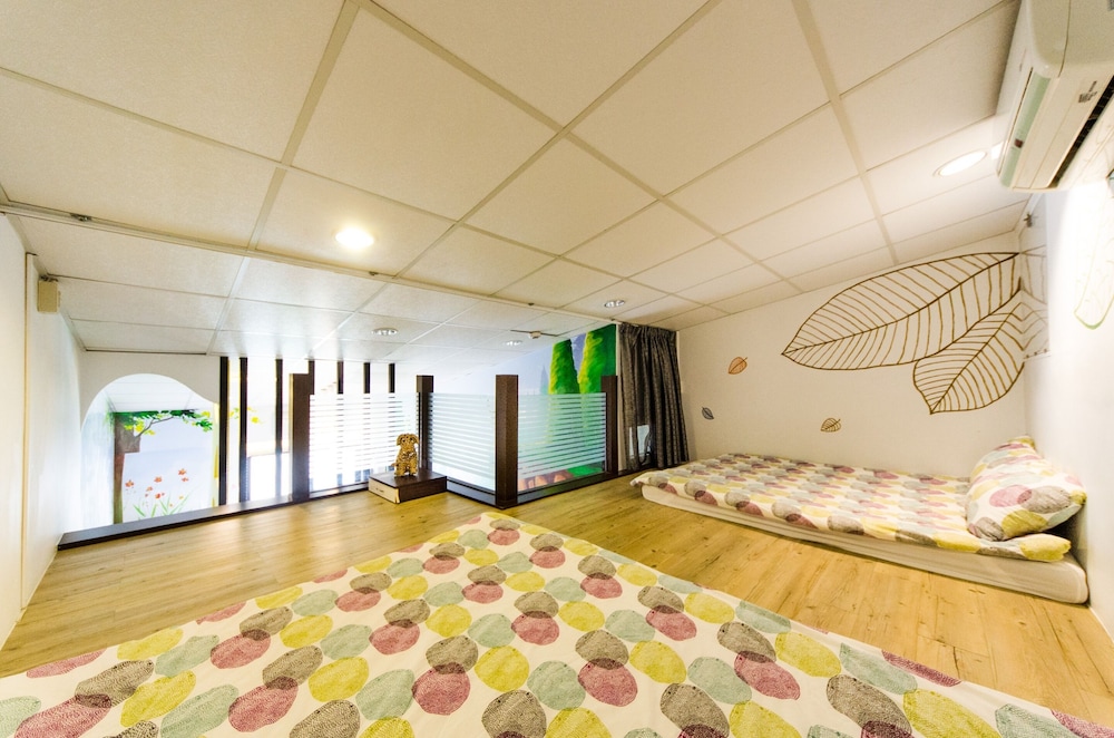 124 Lane Garden B&B
