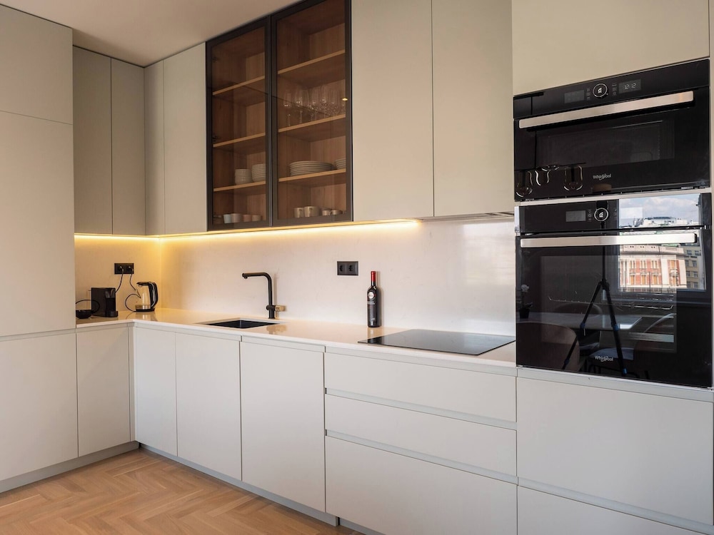 Residence Republic Square- Luxury at Top Location