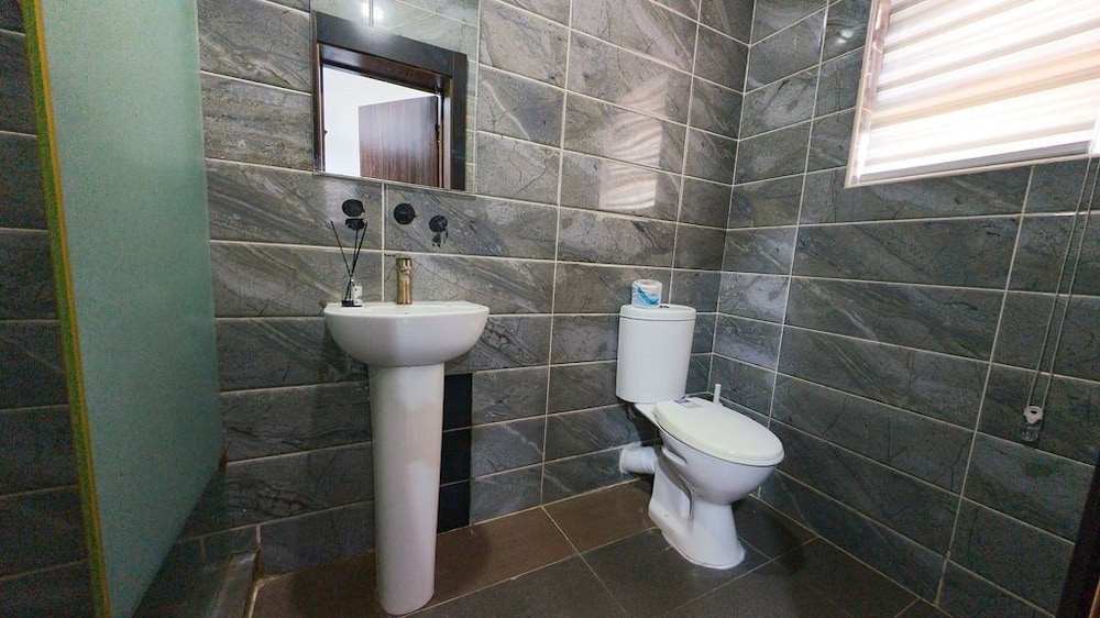 Service Apartment Hub