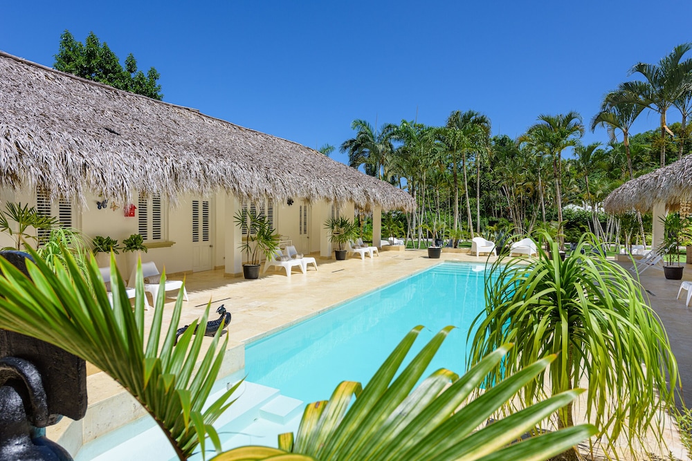 Adults Only Hacienda Terra Taina