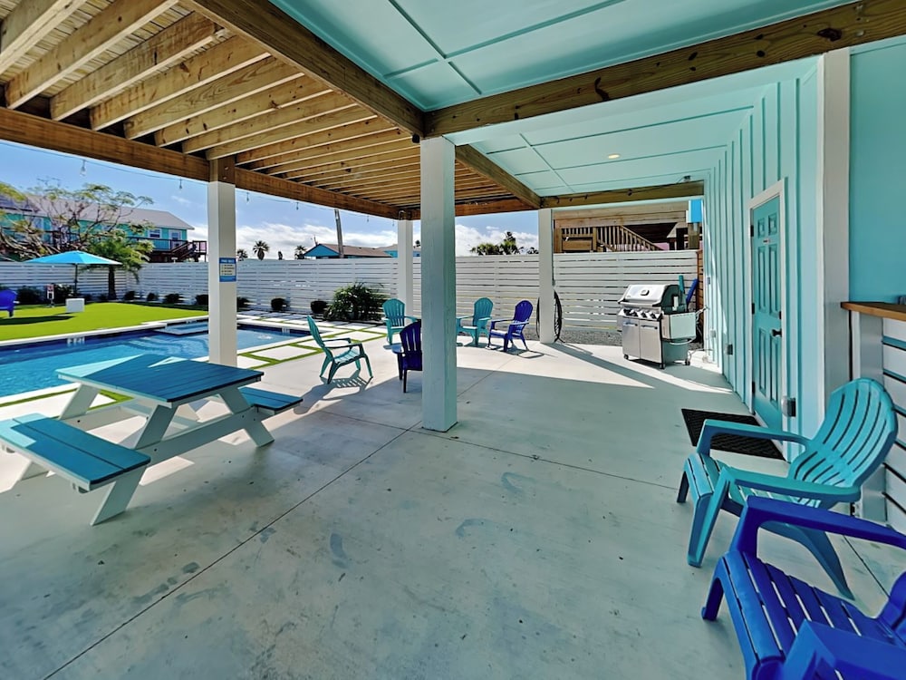 Glory Daze by Silver Sands Vacation Rentals