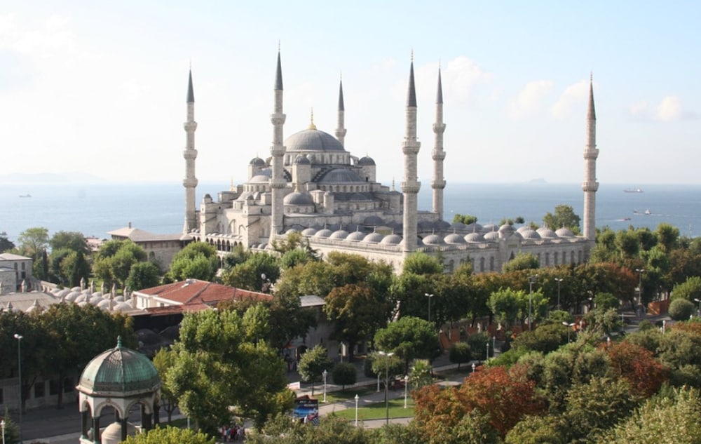 Emirhan Guest House & Suites