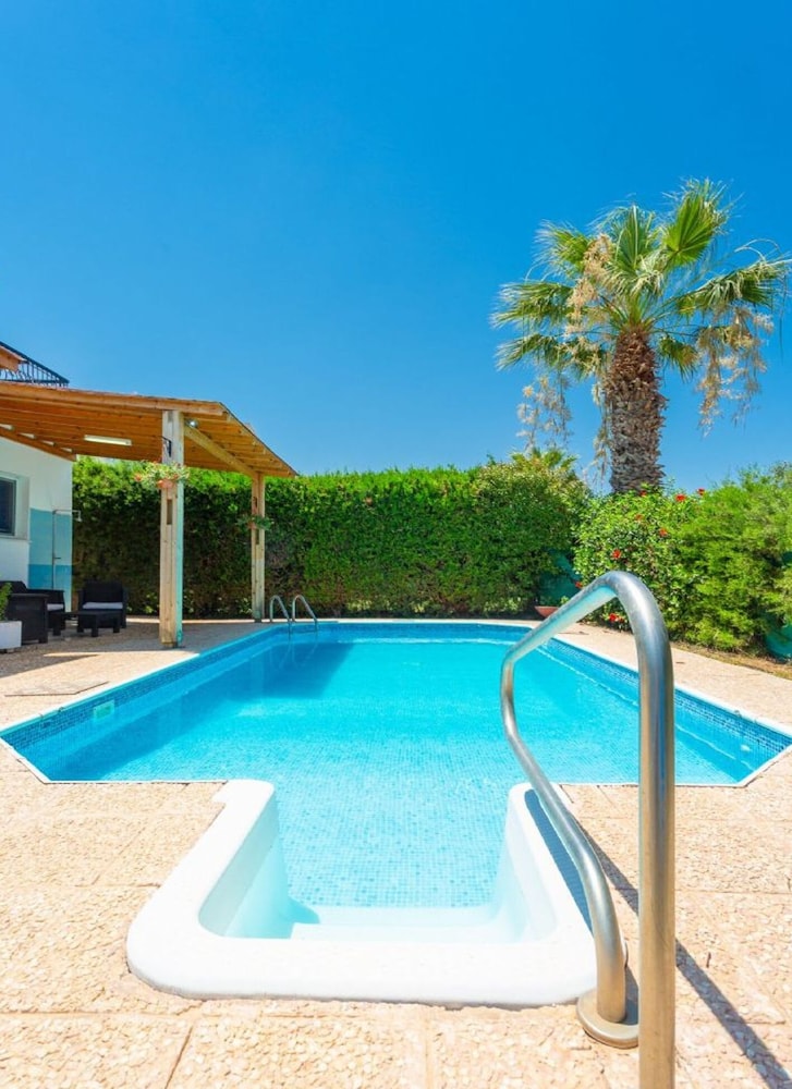 Villa Aristotelis in Argaka