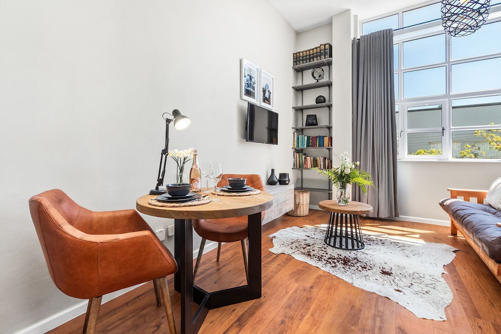 Gardens Loft Studio