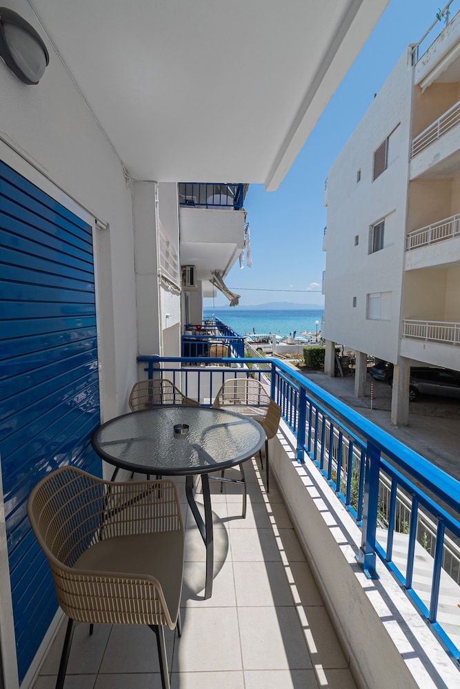 Poseidon Edge No6 by Rentalspro - Kallithea