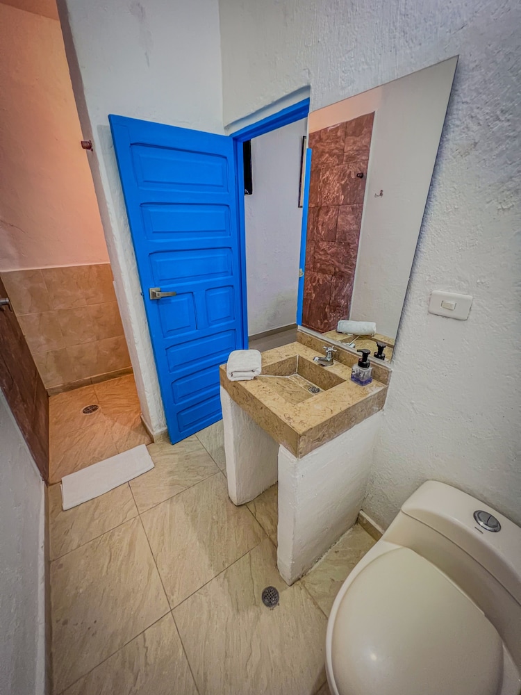 The Blue House Hostel - Santa Marta