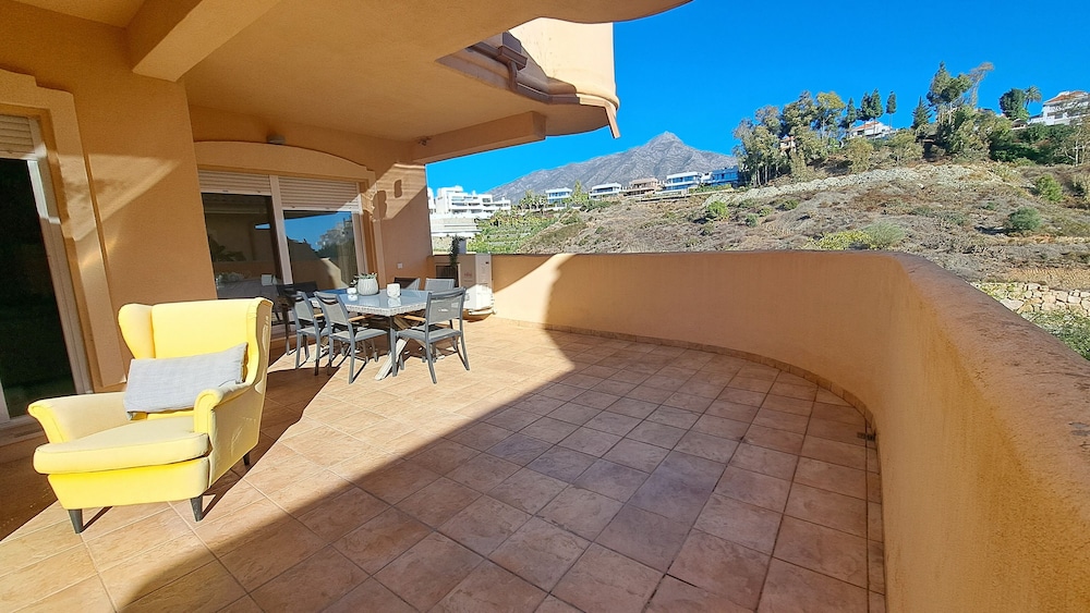 Marbella Vacations - Aloha Hill Club Golf Spa Apartments - Property Image 42