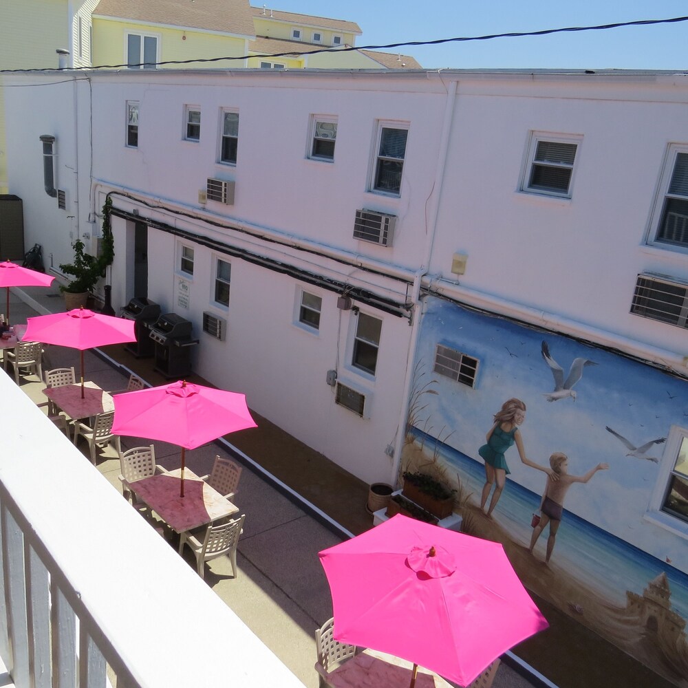 Alante Oceanfront Motel