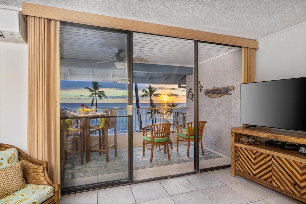 Kona Reef F22 1 Bedroom Condo
