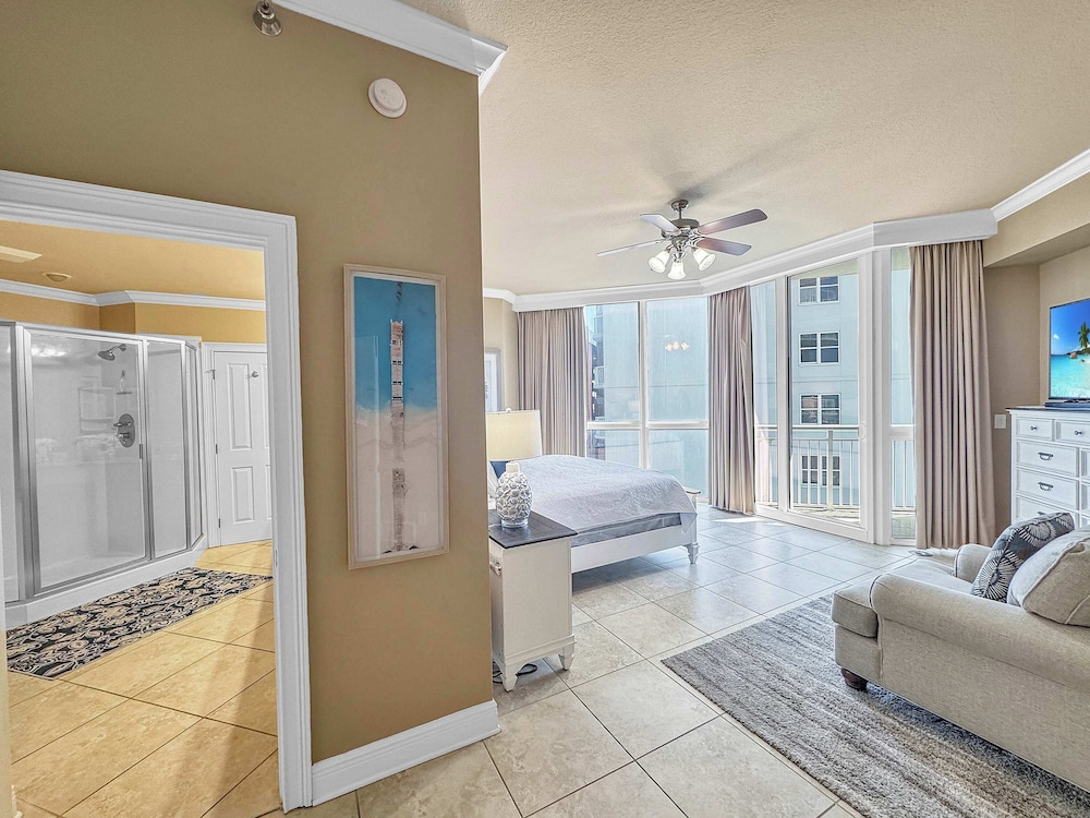Oceanfront Luxe Pool + Beachfront Free Golf