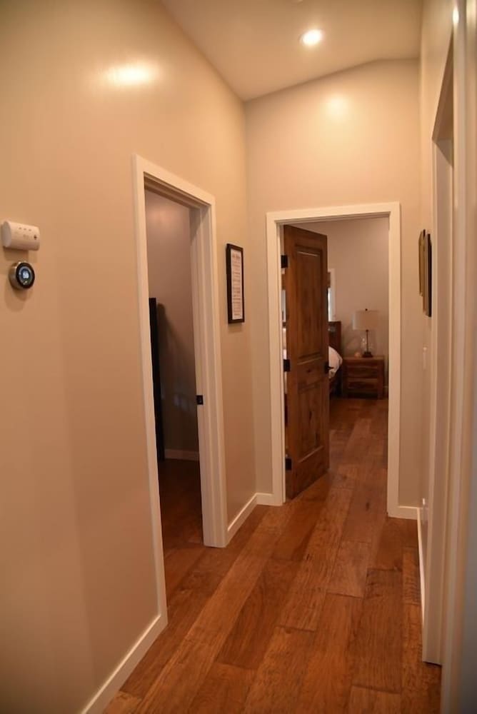2375s Sierra House Retreat 4 Bedroom Home