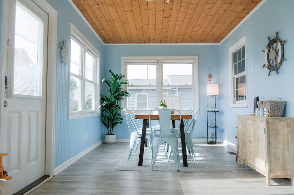 Just Sandy by Topsail Realty