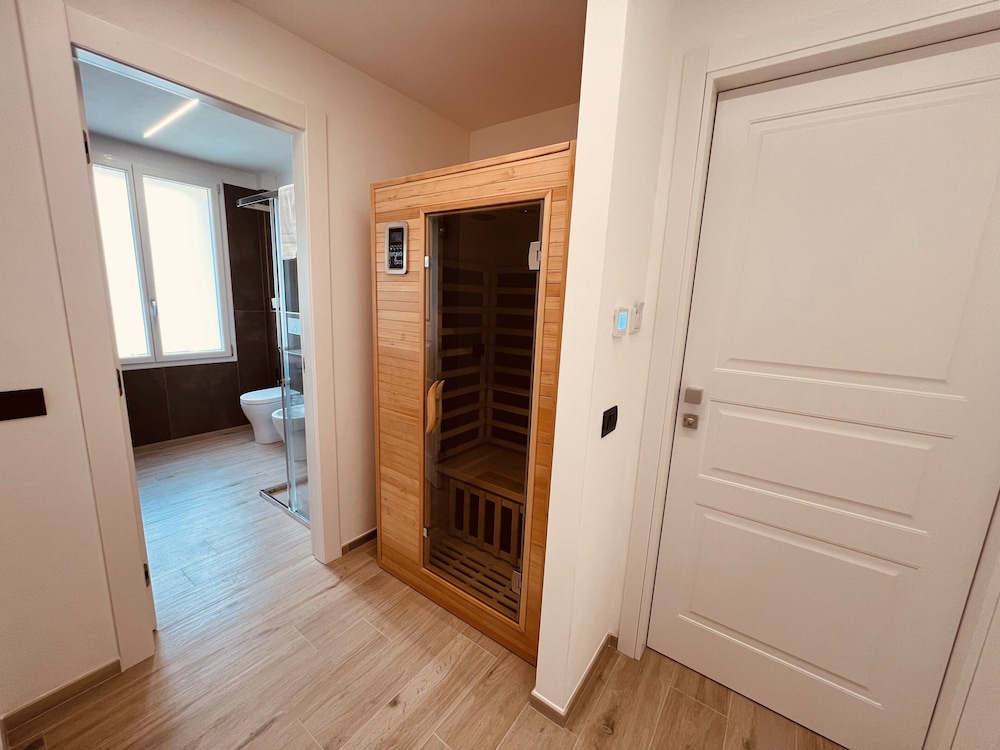 5 Terre hub suite