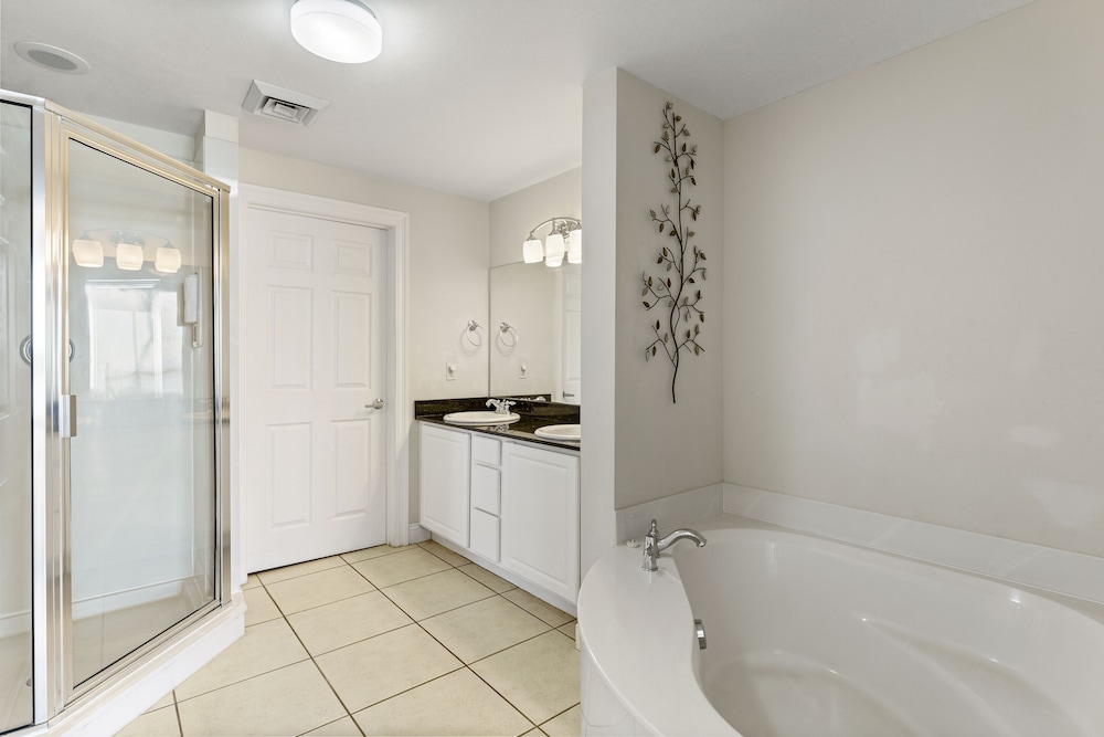 Calypso Beach Resort by Panhandle Getaways