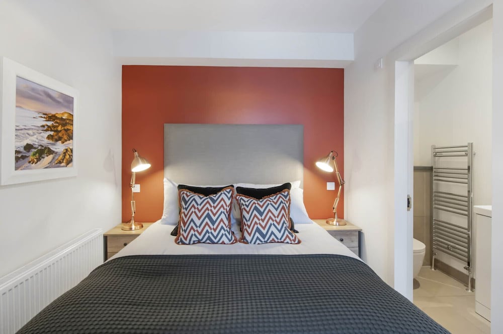 The Woodside Apartments