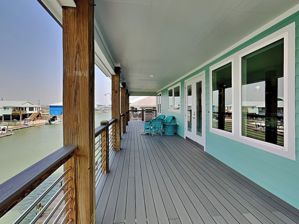 The Salty Dog at Copano Bay by Miss Kitty’s