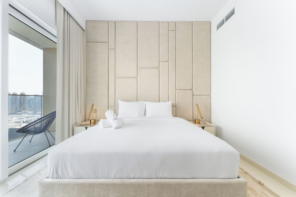 Upscale 2-BR in Grand Bleu by Elie Saab