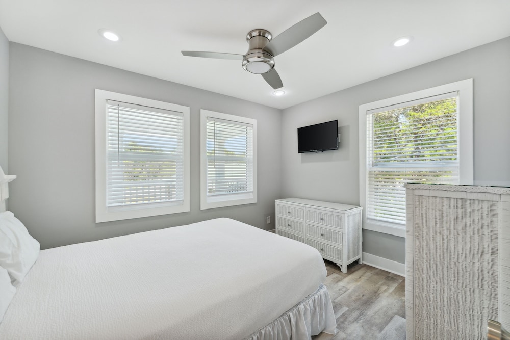 30A Beach House - Vitamin Sea by PHG view 3