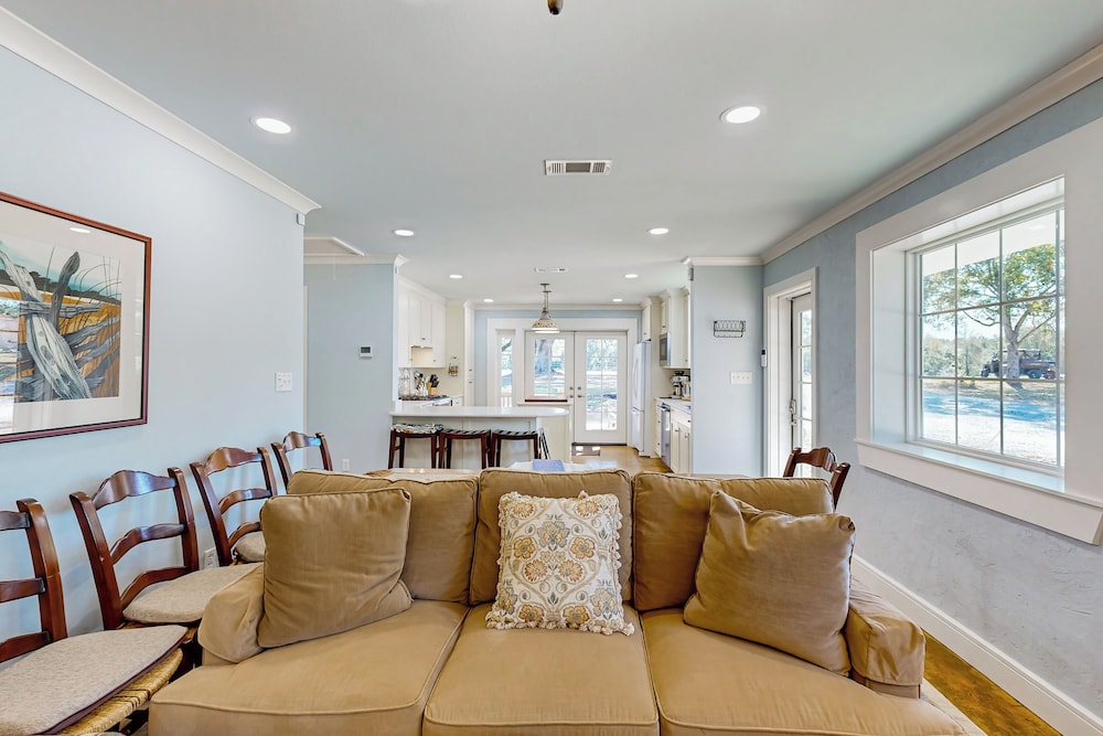 Dairy Cottage w/ Scenic Views, Outdoor Grilling