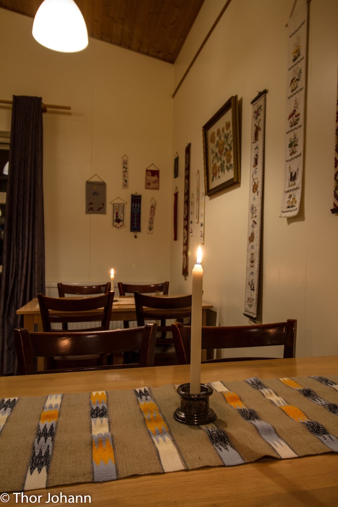 Hotel Hjarðarból