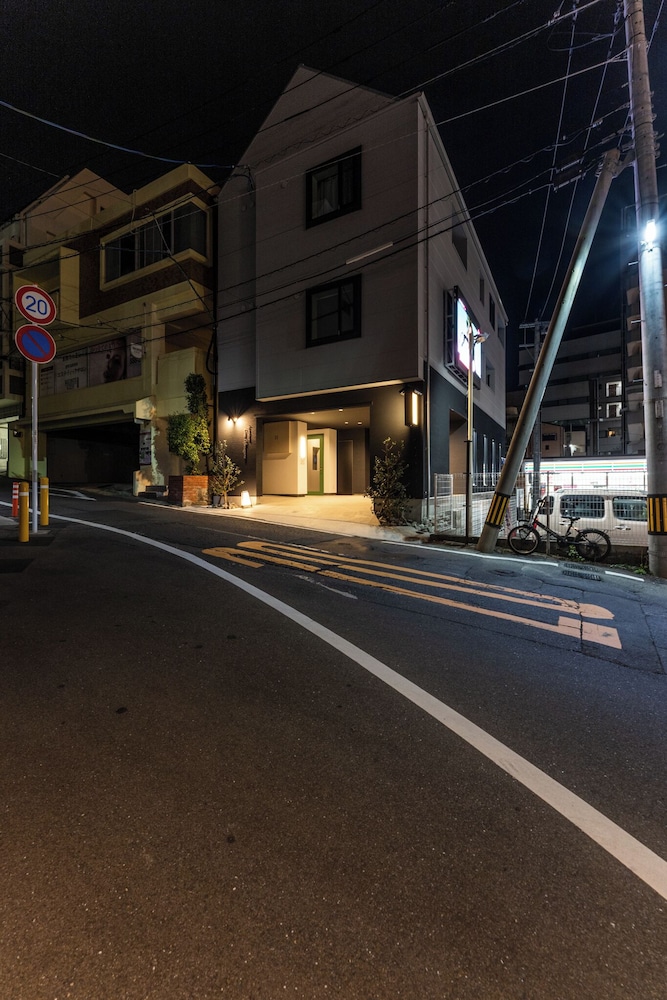Oyado Kinokuniya Takaramachi