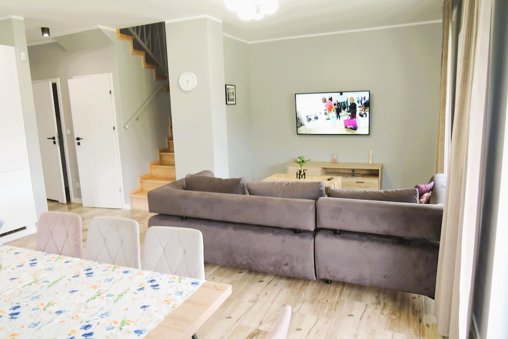 Comfortable Holiday Home for 10 People