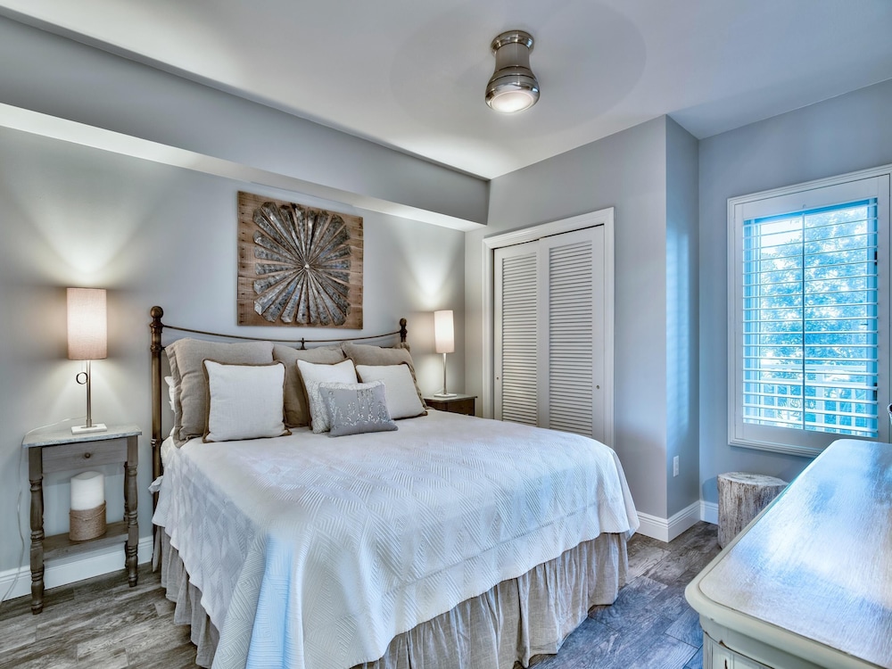 Sterling Shores by Southern Vacation Rentals view 3