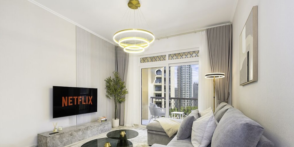 LUX  Modern Residence across Dubai Mall