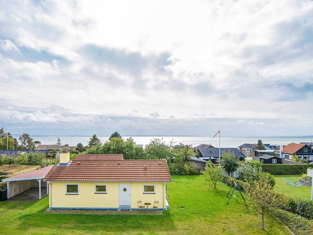 6 Person Holiday Home in Ronde