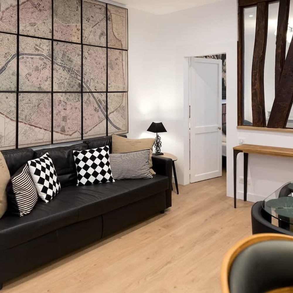 Stylish Sevre I Chic 1-br in the Heart of the 6th