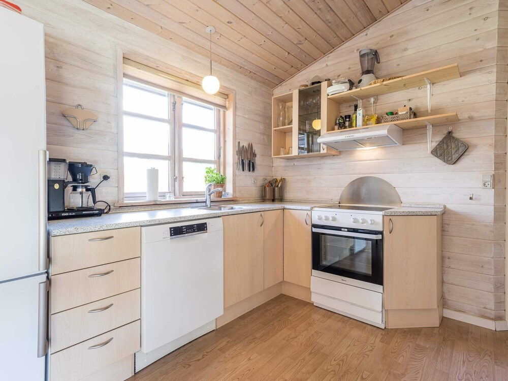 Seaside Cozy Cottage-by Traum view 2