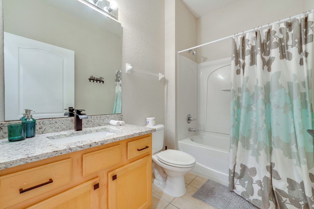 Explore WDW From Coral Cay Resort! Home w/ Lanai