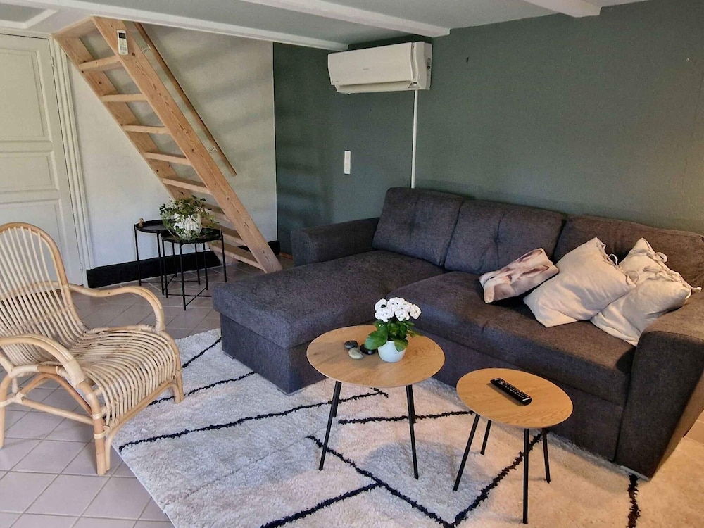 5 Star Holiday Home in Ronne