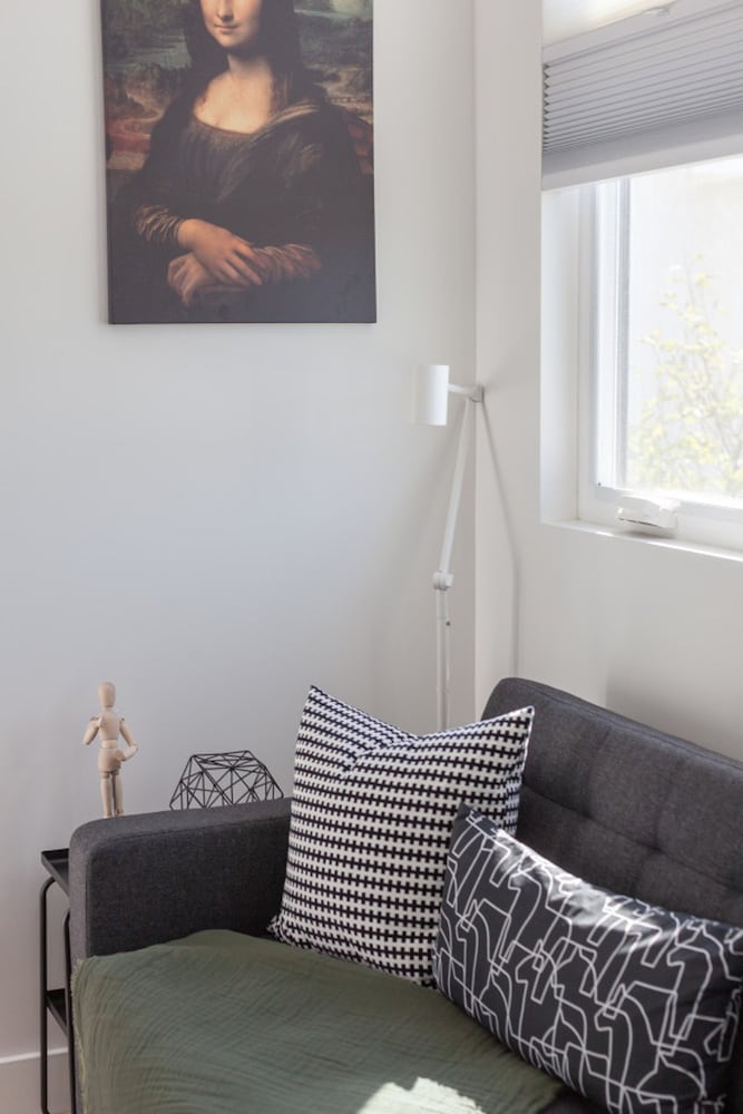 Scandinavian-style 1BR Apartment Built 2024 p83
