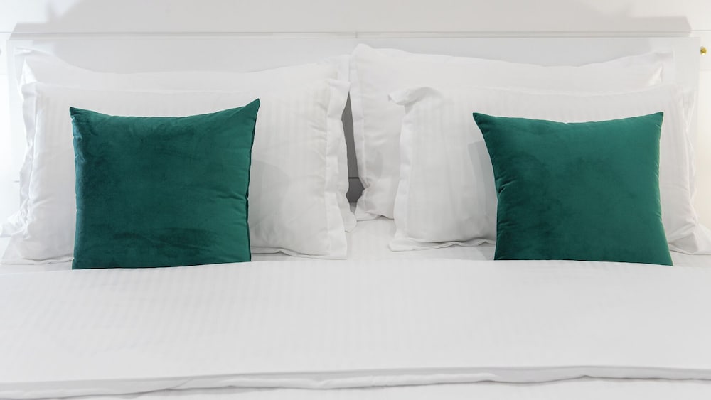 Lovely Rooms by Rentbeat