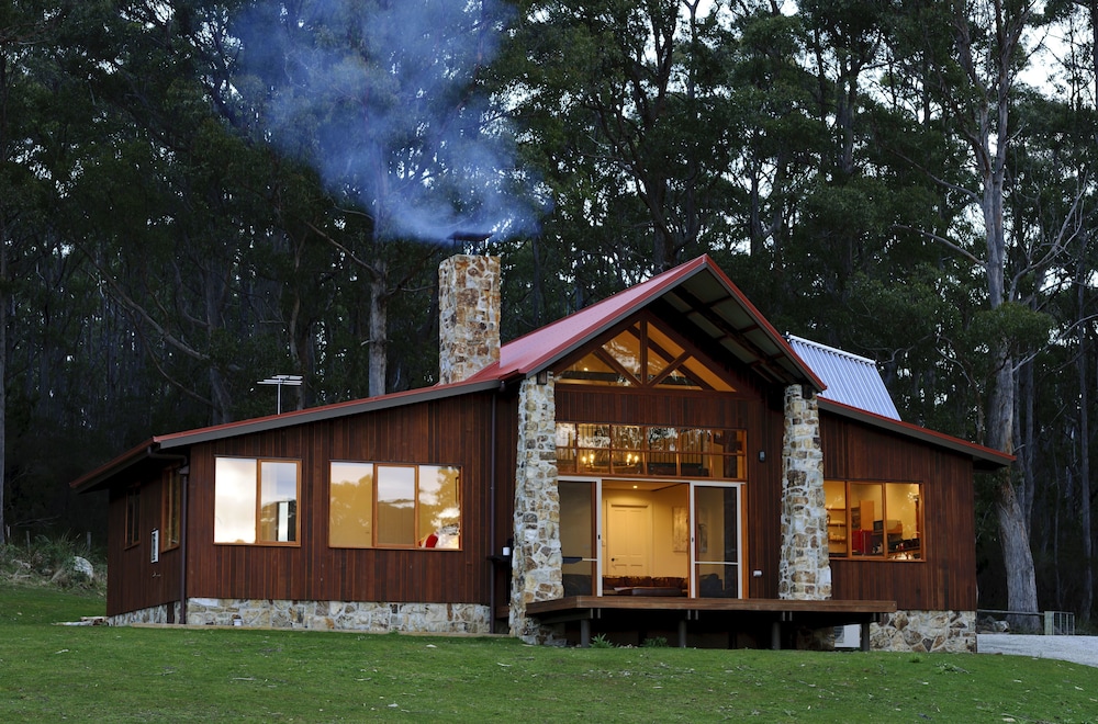 Adventure Bay Retreat view 4