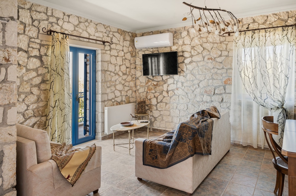 Stone House in Olive Grove