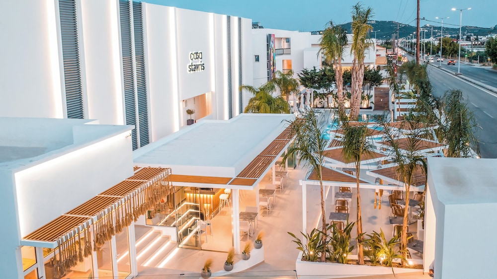 Hotel Stavris Studios - Image 1