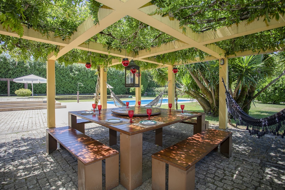 Liiiving  Caminha Countryside Pool House